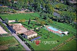 COUNTRY HOUSE FOR SALE TUSCANY 30 KM FROM FLORENCE