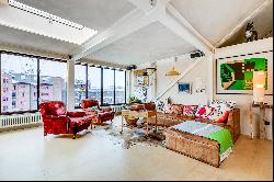 Queensway, Bayswater, London, W2 4QH