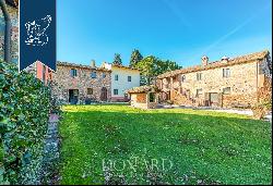 Luxury complex for sale in Umbria's countryside