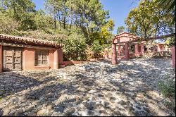 Rustic Finca el Pilar in a natural surroundings, Benahavs