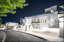 Outstanding Modern Villa in Nueva Andalucia, Marbella