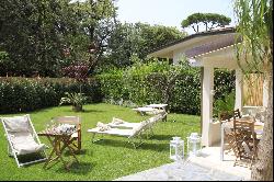 Private Villa for rent in Forte Dei Marmi (Italy)