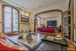 Impressive duplex adjacent to Gaudi's Casa Mila