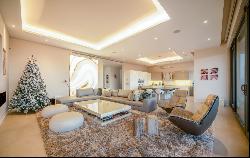 Modern villa with spectacular panoramic sea views in El Herrojo , Marbella 29660