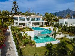 Impressive contemporary villa in La Cerquilla, Marbella, Marbella 29660