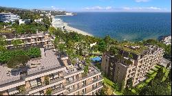 Two-bedroom apartment with top location in the resort St.Constantine and Helena