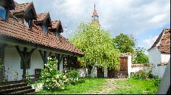 Lunca Popii Manor, Saxon character and contemporary comfort