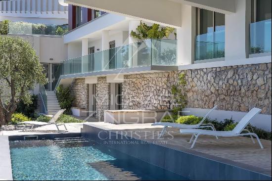 Villefranche sur mer - Luxury contemporary villa with overlooking view over the bay