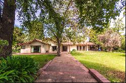 House in Los Frailes neighborhood