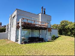 First line house with sea view