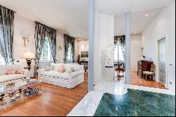 Apartment for sale in Roma (Italy)