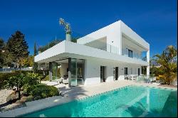 Villa for sale in Málaga, Marbella, Brisas del Sur, Marbella 29660