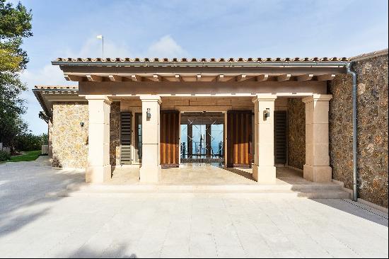 Frontline designer villa in Valldemossa