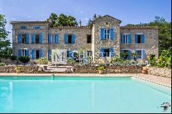 For sale, magnificent & expansive Chateau with 4 gites and swimming pools near Eymet