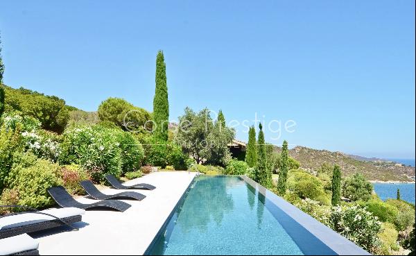 VILLA FOR RENT IN SAINT FLORENT - DIERCT ACCESS TO THE SEA