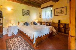 Charming property in Val d'Orcia