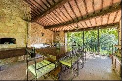 Charming property in Val d'Orcia