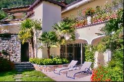 Large Mediterranean luxury villa for sale in Lugano-Morcote, just steps from Lake Lugano