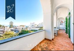 Wonderful estate for sale with a panoramic loggia overlooking Capri's sea