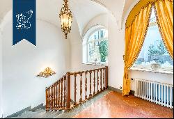 Wonderful estate for sale with a panoramic loggia overlooking Capri's sea