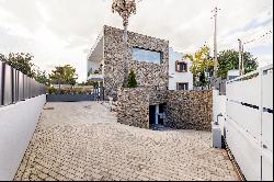 House, 5 bedrooms, for Sale