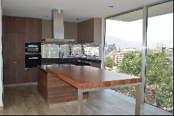 Almost new contemporary house in Cerro San Luis