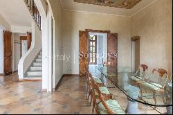 Historical villa dating back to the XVII century overlooking Arezzo