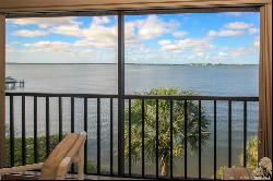 4440 NE Sandpebble Trace Unit 403, Stuart FL 34996