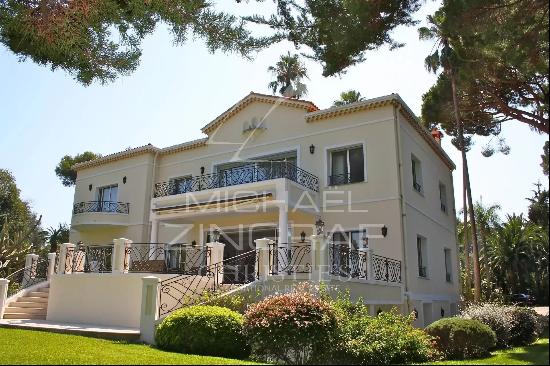 Prestigious Property Located on the Western Slope of Cap d'Antibes