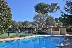 Prestigious Property Located on the Western Slope of Cap d'Antibes