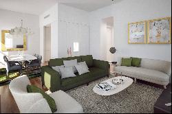 3 Bedroom Apartment In Chiado, Chiado, Lisboa