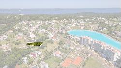 Residential lot in Aqua Village, Altos