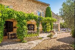 Close to Gordes - Charming house in the village