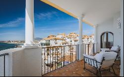 Huge beachfront penthouse with panoramic sea views in Puerto Ban, Marbella 29660