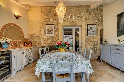 Village house close to Eygalieres and Saint Remy de Provence