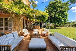 Spectacular estate close to the thermal baths and golf of Saturnia