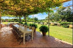 Spectacular estate close to the thermal baths and golf of Saturnia