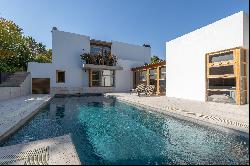 Modern and spacious Mediterranean house located in the exclusive Golf Lomas de l