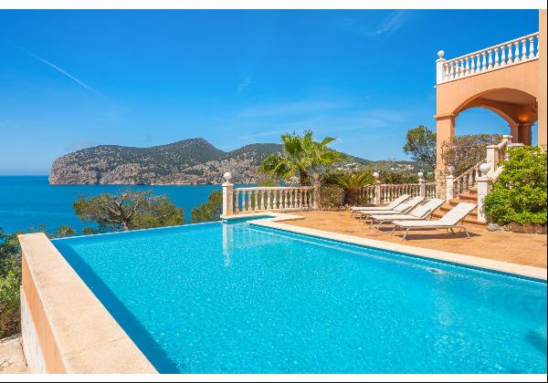 Mediterranean style Villa with breathtaking sea views situated in Camp de Mar 
