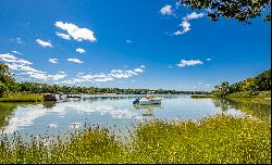 Towd Point Paddler's Paradise