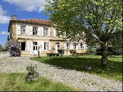 For sale Stunning country chateau 1.5 hectares - Toulouse 1hr 15 mins
