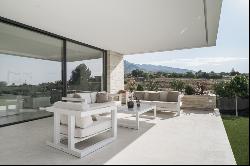 Modern luxury villa in an off-plan residential complex of only f, Marbella 29602