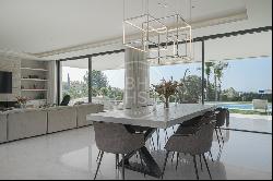 Modern luxury villa in an off-plan residential complex of only f, Marbella 29602