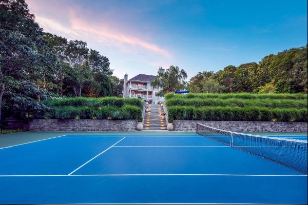 2 Week Rental: Luxury Estate with Pool, Tennis & Basketball
