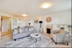 Parkview, 2 Trinity Close, Tunbridge Wells, Kent, TN2 3PP