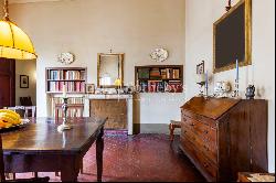 Prestigious apartment in Lucca