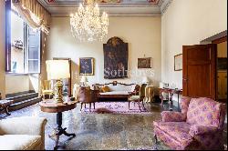 Prestigious apartment in Lucca