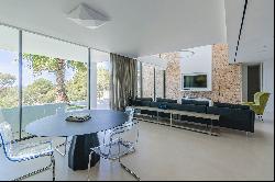 Ibizan style property a few minutes away from Barcelona
