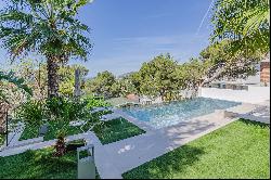 Ibizan style property a few minutes away from Barcelona