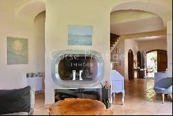 LARGE FAMILY VILLA WITH BEAUTIFUL SEA VIEW TO RENT IN SOUTH CORSICA - AJACCIO